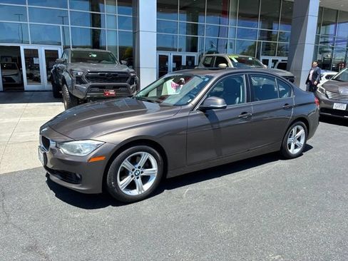 Used 2015 BMW 328i Sedan RWD image 1
