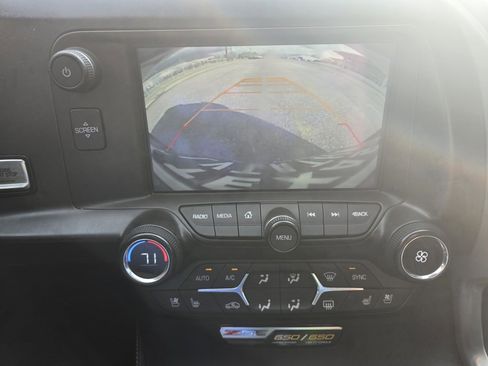 Used 2016 Chevrolet Corvette Z06 w/ 3LZ Preferred Equipment Group image 19