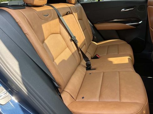 Used 2021 Cadillac XT4 Premium Luxury FWD image 26