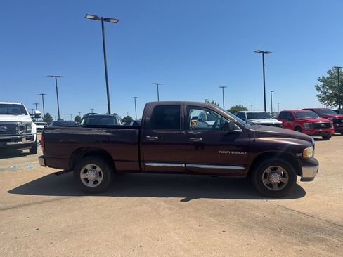 Used 2004 Dodge Ram 2500 Truck SLT w/ Trailer Tow Group RWD image 2