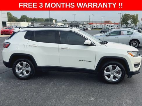 Used 2019 Jeep Compass Latitude w/ Popular Equipment Group FWD image 9