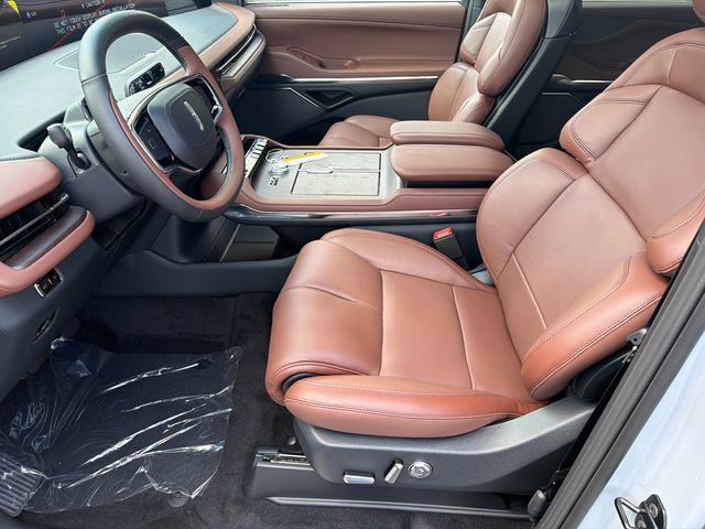 New 2027 Lincoln Navigator L Reserve AWD/4WD image 10