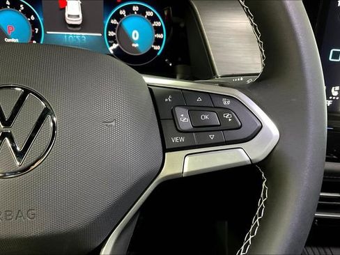 New 2025 Volkswagen Atlas Cross Sport SE image 19