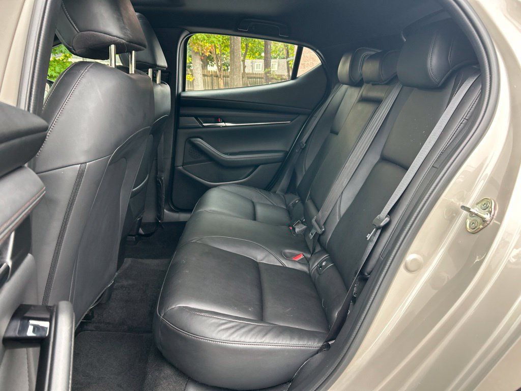 Used 2024 MAZDA MAZDA3 s FWD image 25