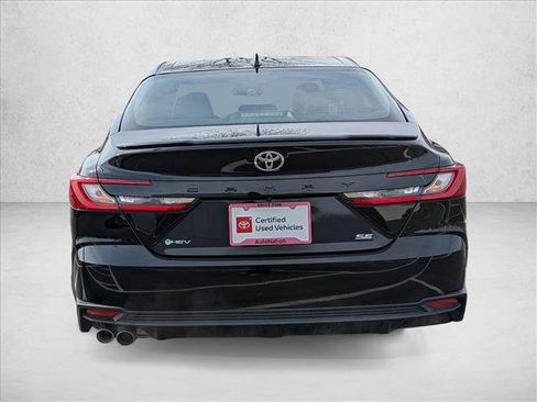 Certified 2025 Toyota Camry SE image 6