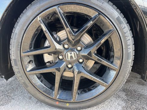 Used 2024 Honda Civic Sport image 12
