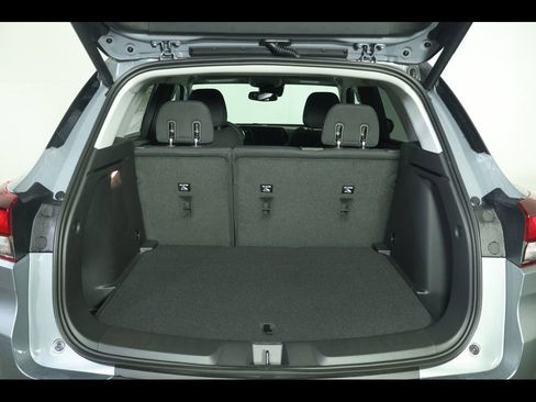 New 2026 Chevrolet TrailBlazer LT w/ Convenience Package AWD/4WD image 13