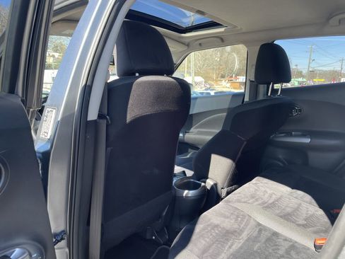 Used 2017 Nissan Juke SV image 14