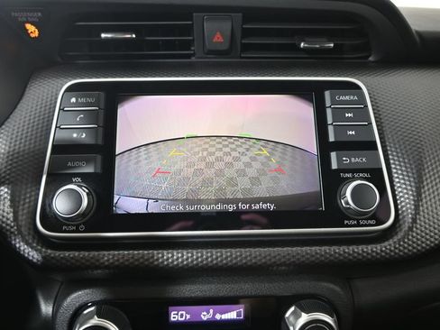 Used 2018 Nissan Kicks SV FWD image 27