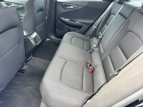 Used 2023 Chevrolet Malibu LT FWD image 16