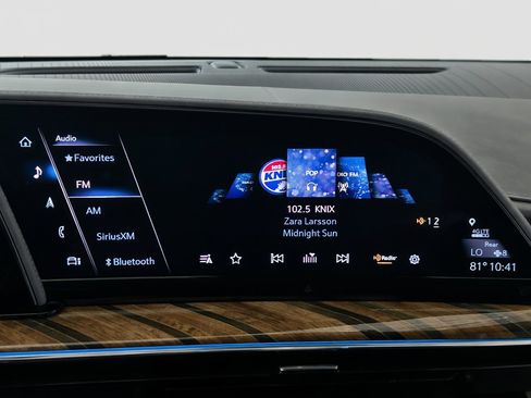 Used 2021 Cadillac Escalade Sport Platinum AWD/4WD image 11