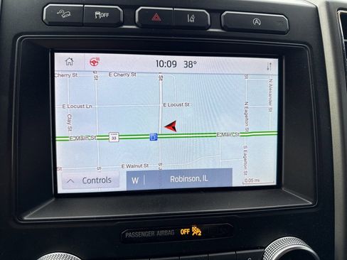 Used 2021 Ford Expedition XLT image 38