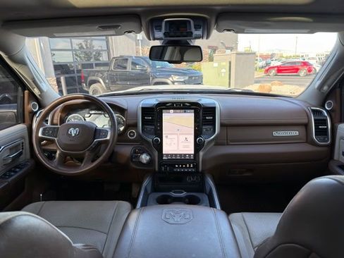 Used 2023 RAM 2500 Laramie AWD/4WD image 11