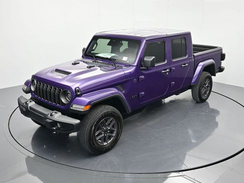 New 2026 Jeep Gladiator Sport AWD/4WD image 28