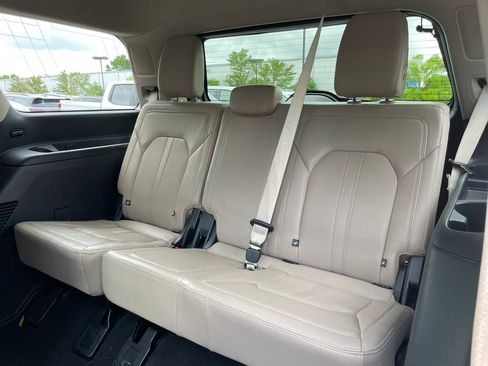 Used 2024 Ford Expedition Limited RWD image 32