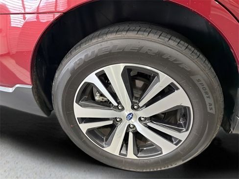 Used 2019 Subaru Outback 2.5i Limited image 41