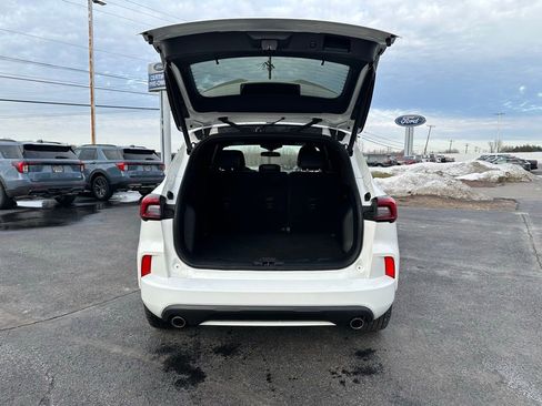 Used 2024 Ford Escape ST-Line Select image 5