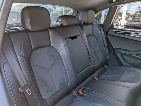 Used 2021 Porsche Macan S image 25