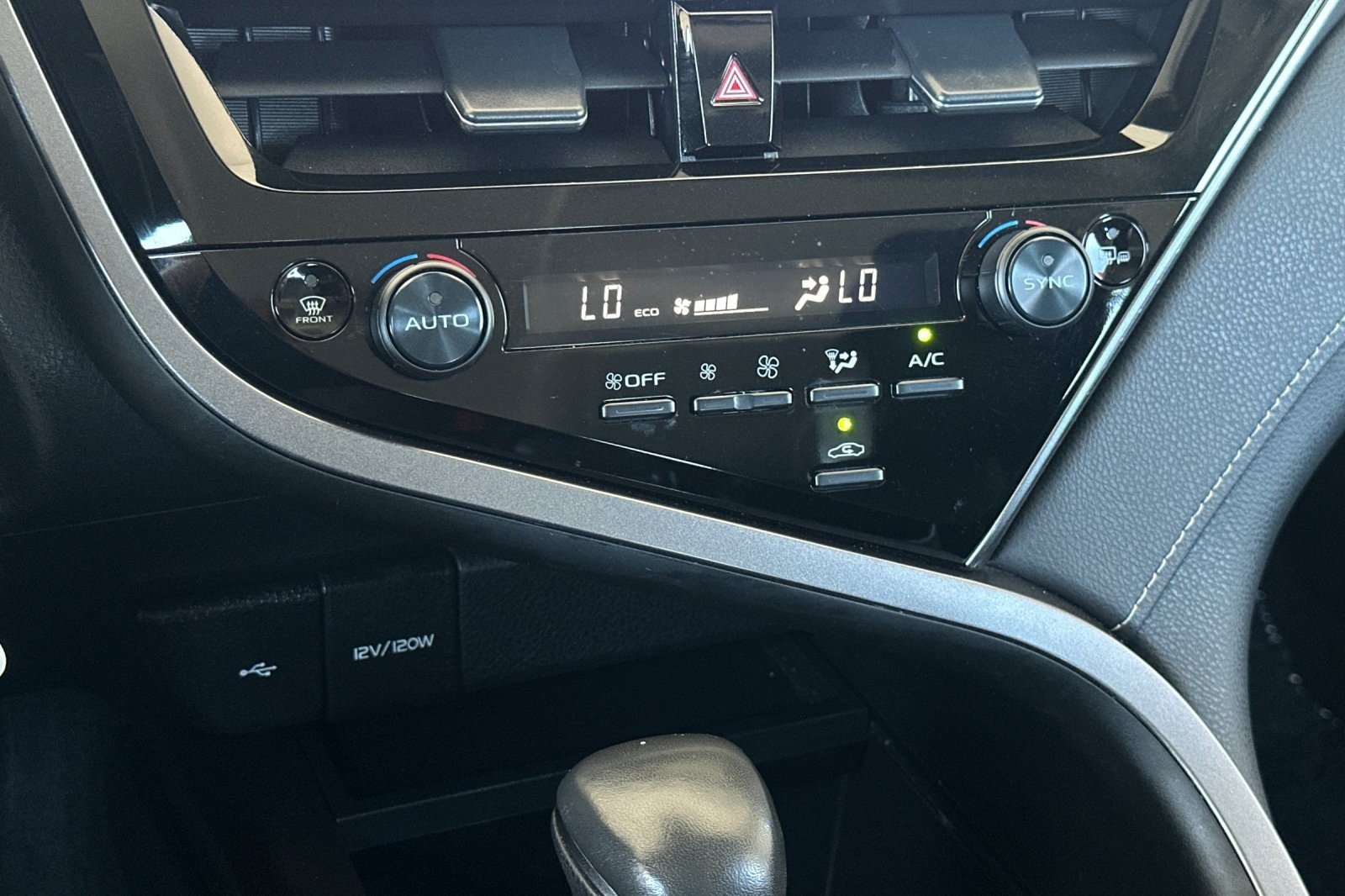 Certified 2024 Toyota Camry SE FWD image 18