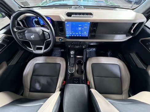 Used 2023 Ford Bronco Wildtrak AWD/4WD image 36