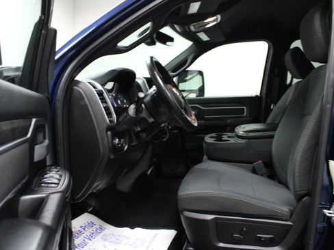 Used 2024 RAM 2500 Big Horn w/ Night Edition image 12