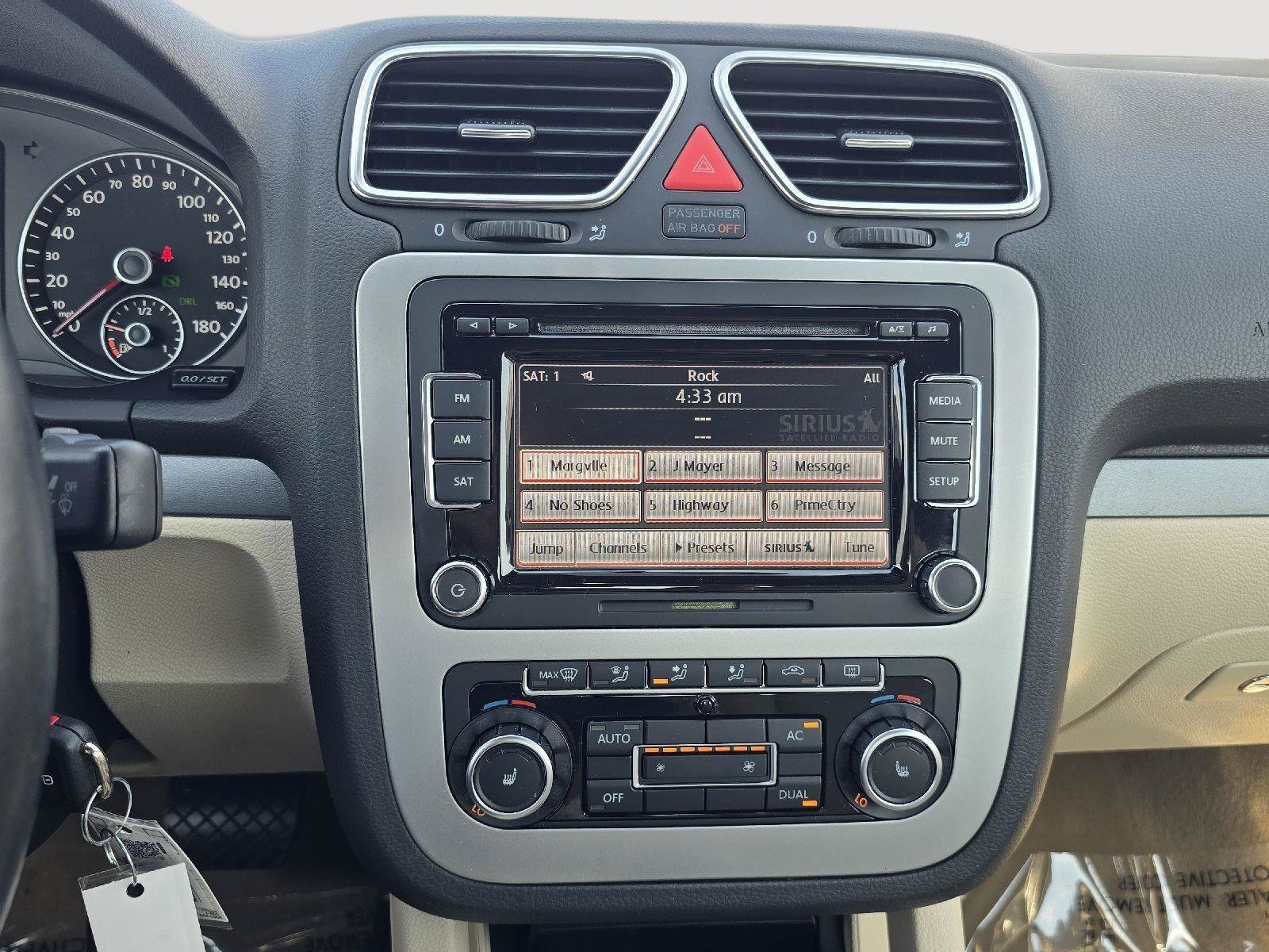 Used 2010 Volkswagen Eos Komfort FWD image 17