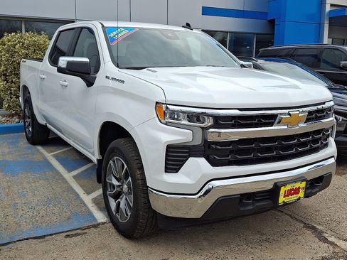 New 2025 Chevrolet Silverado 1500 LT image 3
