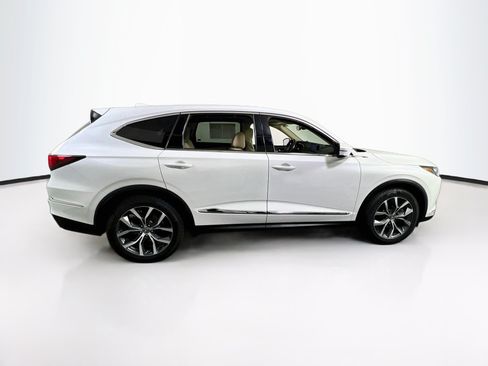 Used 2022 Acura MDX SH-AWD w/ Technology Package image 4