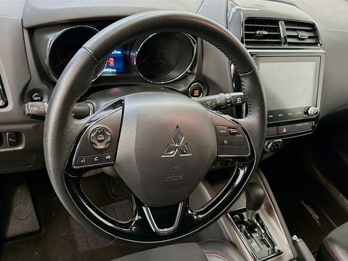 Used 2024 Mitsubishi Outlander Sport SE image 18