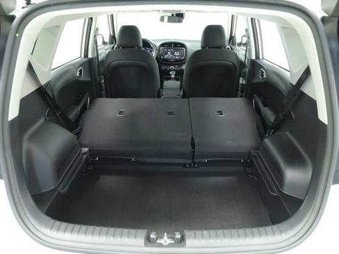 Used 2025 Kia Soul LX w/ LX Technology Package FWD image 30