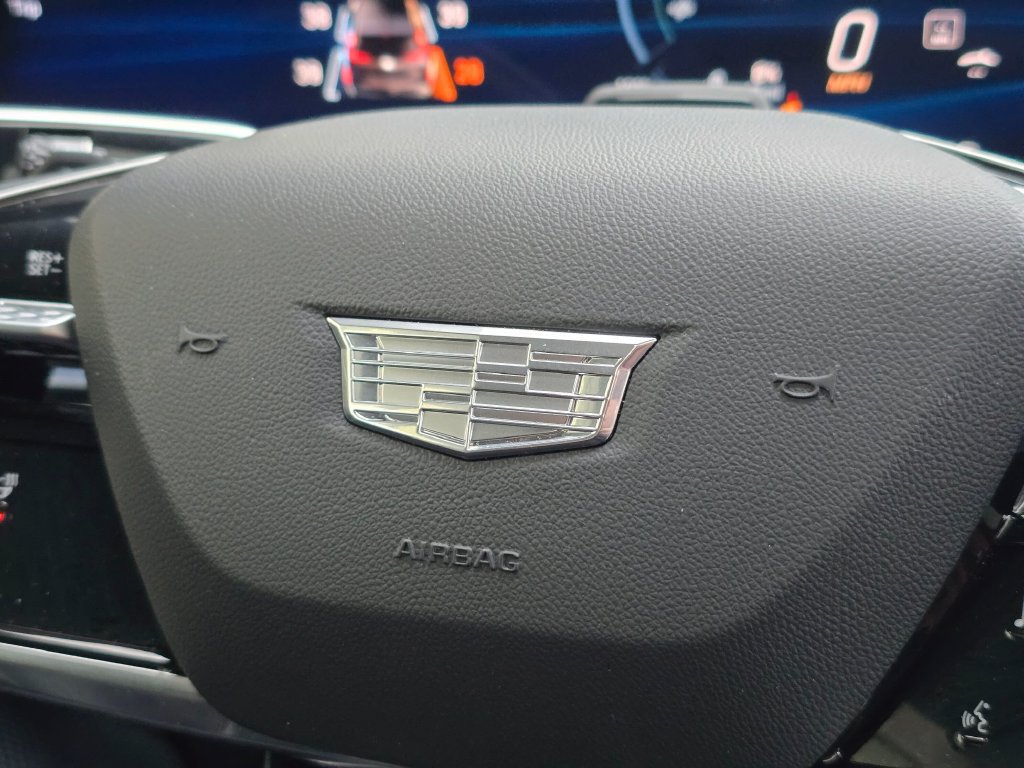 Certified 2024 Cadillac Lyriq Luxury AWD/4WD image 32