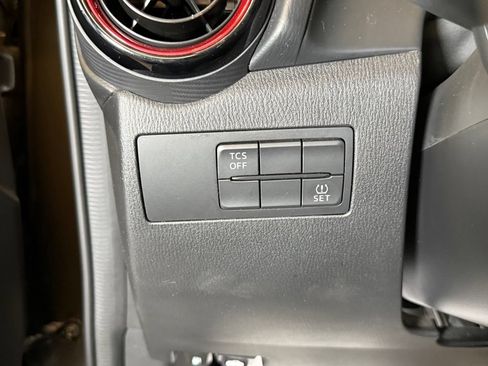 Used 2018 MAZDA CX-3 Touring AWD/4WD image 18