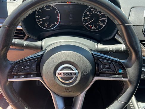 Used 2021 Nissan Altima 2.5 Platinum AWD/4WD image 27
