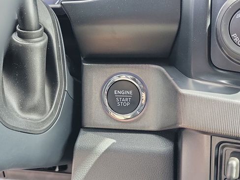 Used 2026 Ford F250 Platinum AWD/4WD image 29