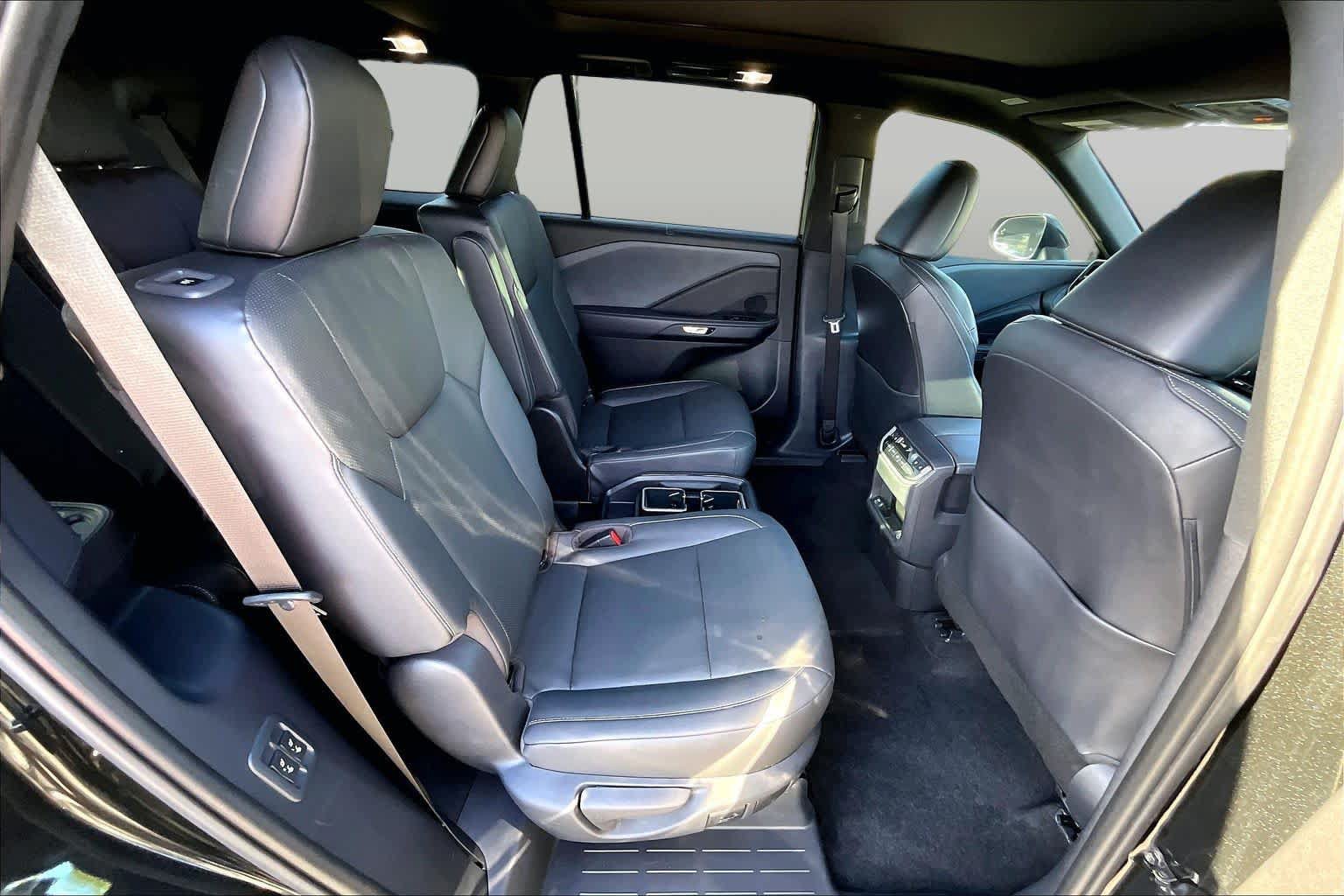 Certified 2025 Lexus TX 350 AWD w/ Technology Package image 19