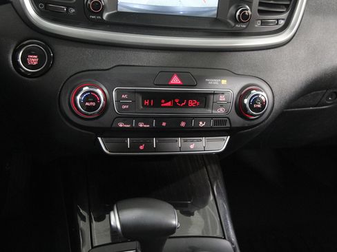 Used 2020 Kia Sorento EX image 13