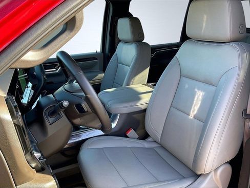 Used 2026 Chevrolet Silverado 2500 LTZ w/ LTZ Premium Package image 26