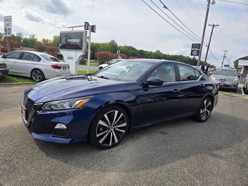 Used 2021 Nissan Altima 2.5 SR FWD image 13