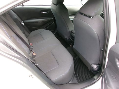 Used 2022 Toyota Corolla SE image 12