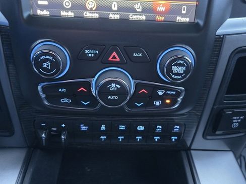 Used 2018 RAM 2500 Limited image 29