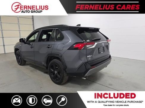 Used 2019 Toyota RAV4 XSE image 7