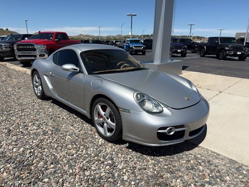 Used 2006 Porsche Cayman S RWD image 3