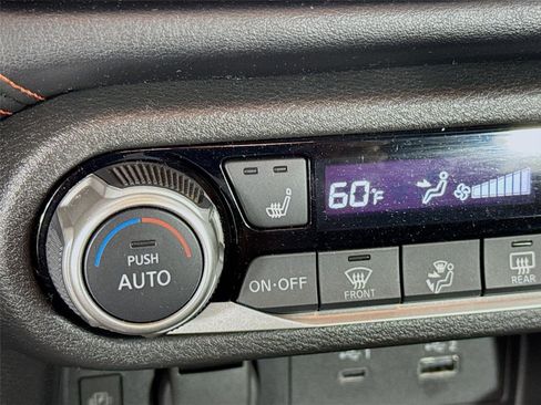 Certified 2025 Nissan Versa SR FWD image 20