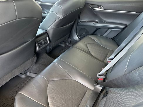 Used 2023 Toyota Camry XSE image 12