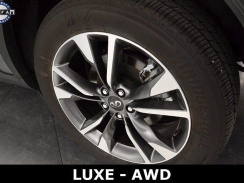 Used 2023 INFINITI QX60 Luxe image 9