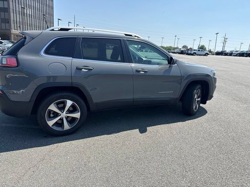 Used 2021 Jeep Cherokee Limited AWD/4WD image 2
