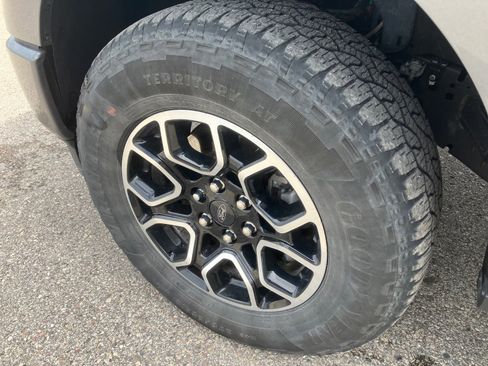 Used 2023 Ford F150 XLT w/ Equipment Group 302A High AWD/4WD image 11