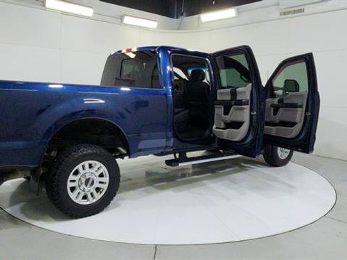 Used 2019 Ford F250 XL w/ STX Appearance Package AWD/4WD image 32