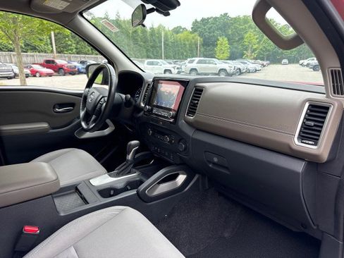 Used 2022 Nissan Frontier SV RWD image 45