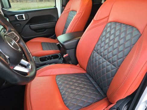 Used 2023 Jeep Gladiator Mojave w/ Trailer Tow Package image 15